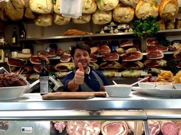 How to Start A Deli [10 Important Steps]